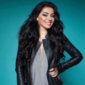 Elena Ionescu 300x300 - Artists